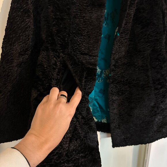 Vintage shearling-style reversible coat - Picture 3 of 3